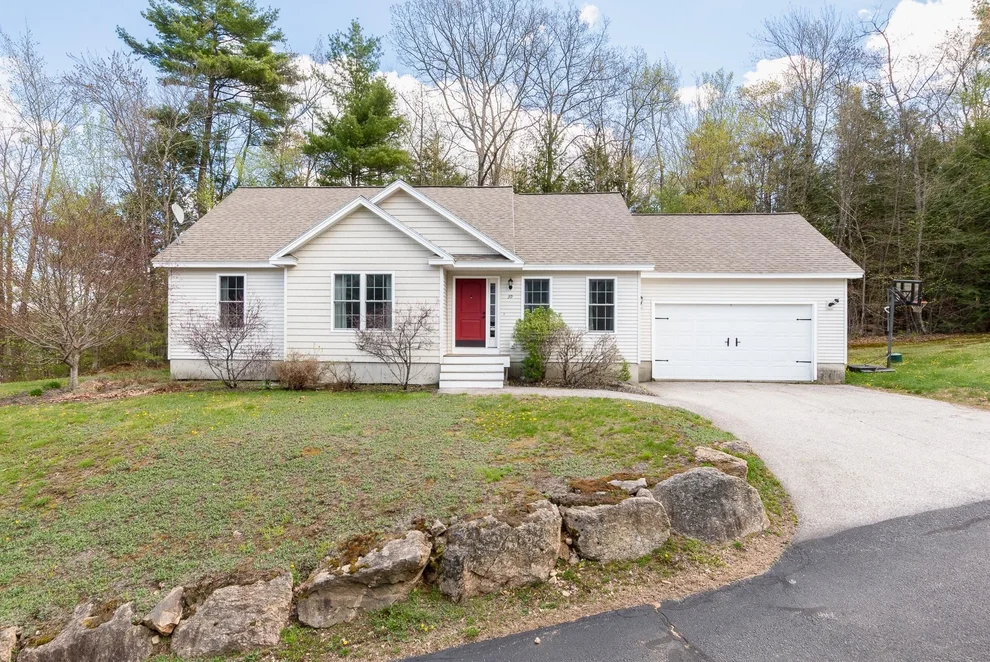 Unit for sale at 39 Sterling, Laconia, NH 03246