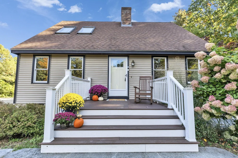 Unit for sale at 196 Fordway, Derry, NH 03038