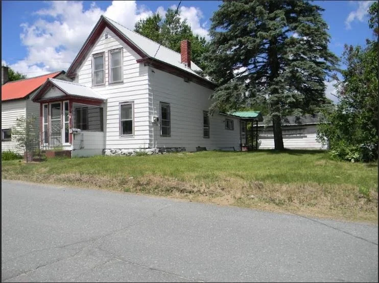 Unit for sale at 5 Cottage, Northumberland, NH 03582