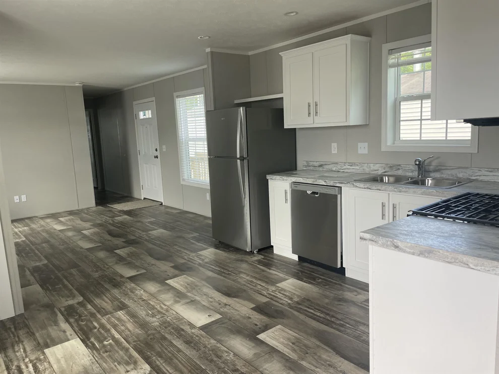 Unit for sale at 62 Steve, Lyndon, VT 05851