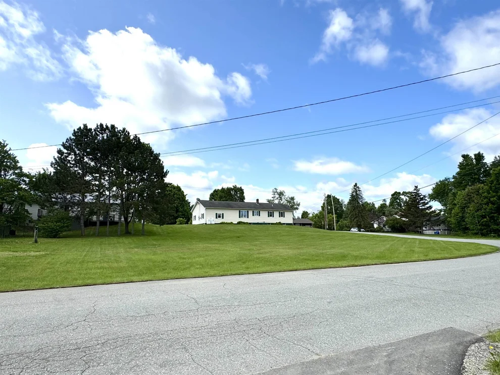 Unit for sale at 0 Jackson, Newport City, VT 05855
