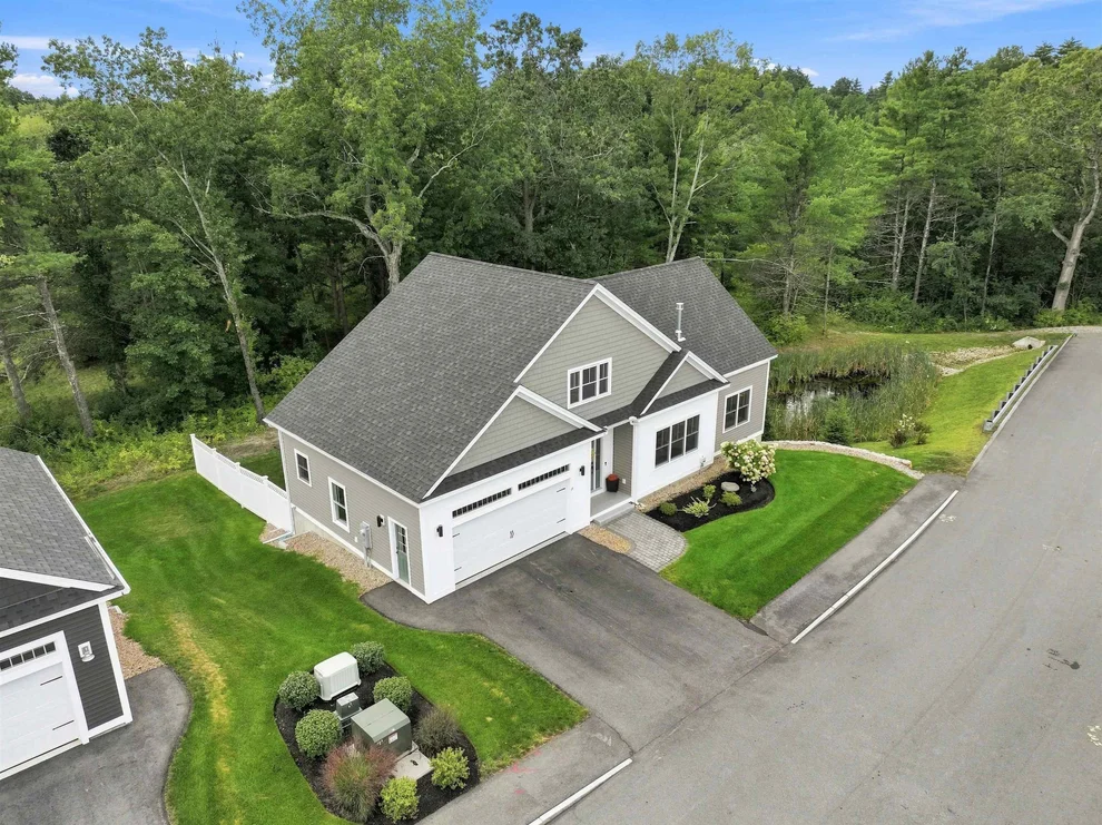 Unit for sale at 19 Wild Apple, Exeter, NH 03833