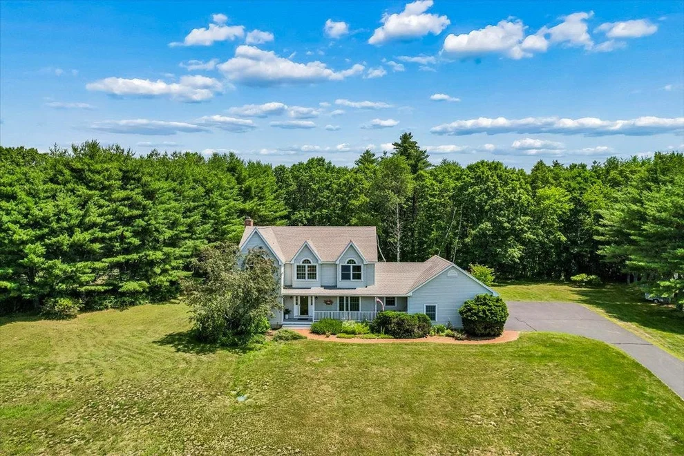 Unit for sale at 106 Gorham Pond, Goffstown, NH 03045