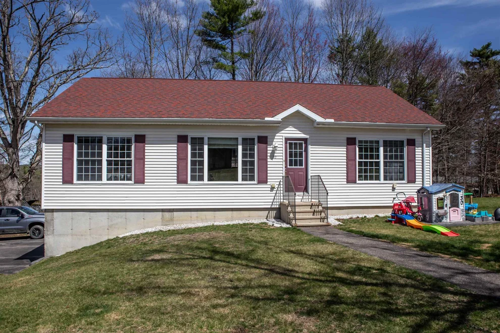 Unit for sale at 30 Cricket Hill, Franklin, NH 03235