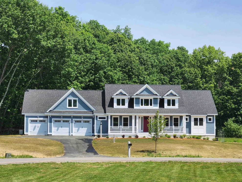 Unit for sale at 21 Tilton, Stratham, NH 03885