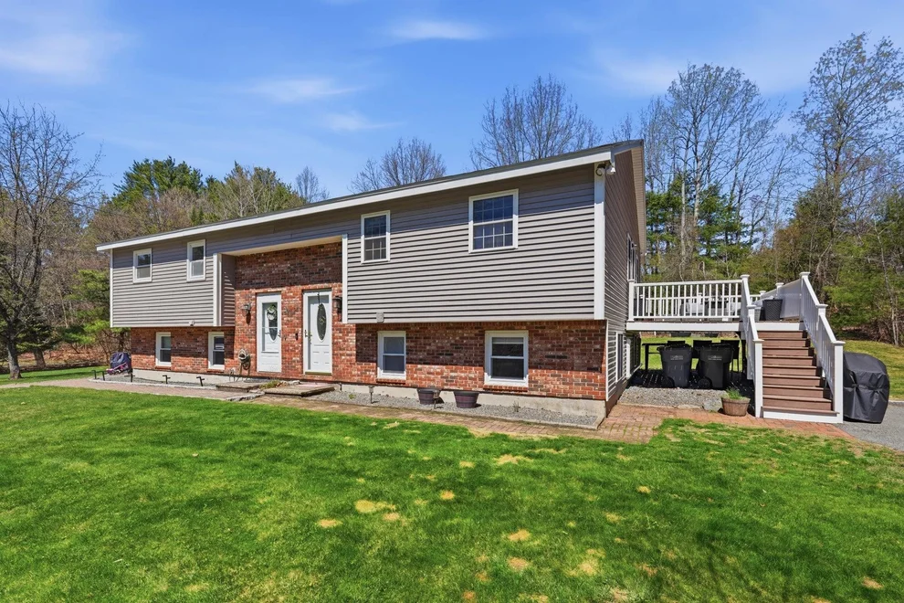 Unit for sale at 32 Tallant, Pelham, NH 03076