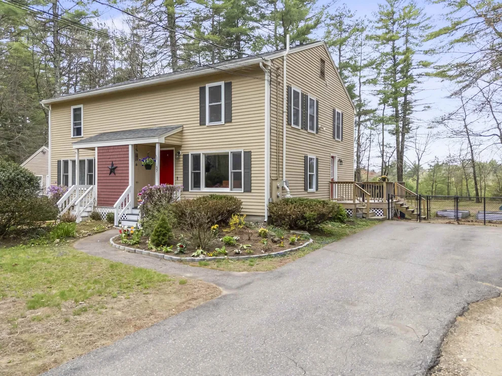 Unit for sale at 57 Newtown Plains, Lee, NH 03861