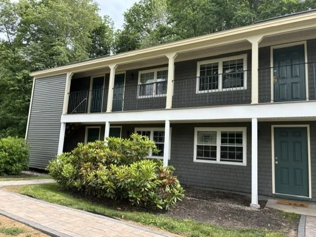 Unit for sale at 131 Cricketbrook, Dover, NH 03820