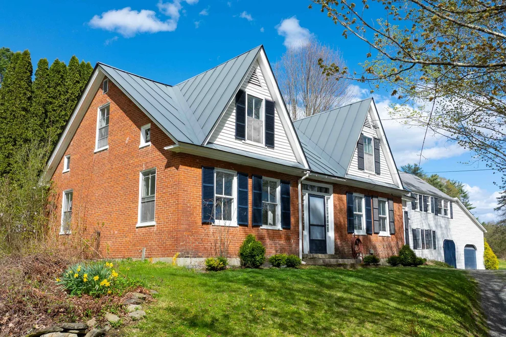 Unit for sale at 187 Bragg Hill, Fairlee, VT 05045