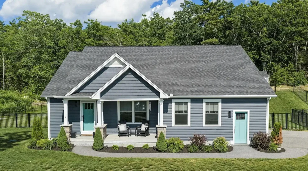 Unit for sale at 22 Kendall, Raymond, NH 03077