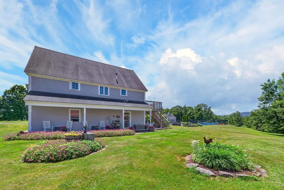 Unit for sale at 389 Boyd Hill, Wilmington, VT 05363