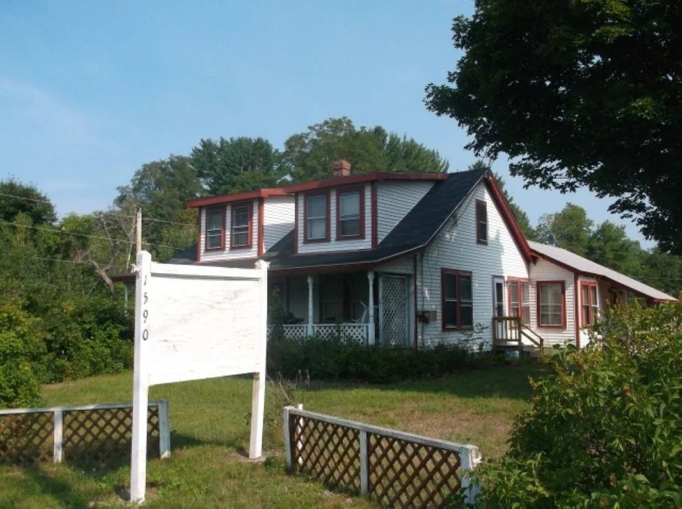 Unit for sale at 1590 E Main, Conway, NH 03813