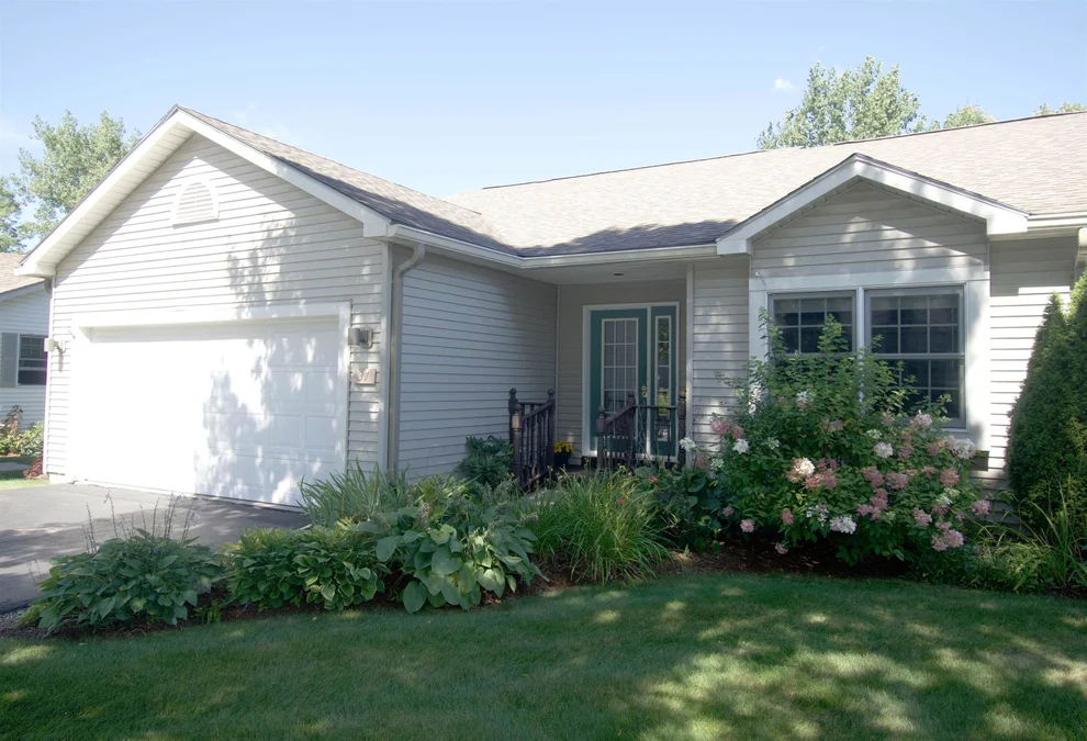 Unit for sale at 37 Honeysuckle, Williston, VT 05495
