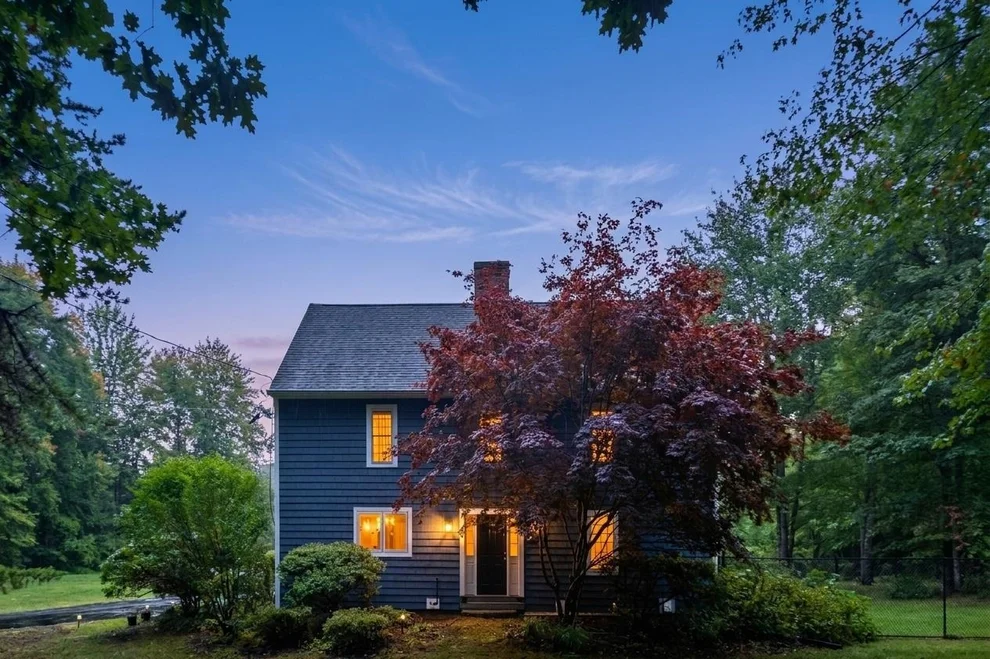 Unit for sale at 1488 Hatfield, Hopkinton, NH 03229
