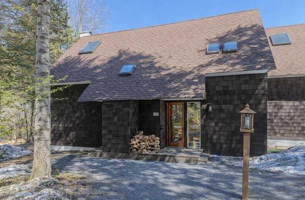 Unit for sale at 39 Pond View, Winhall, VT 05340