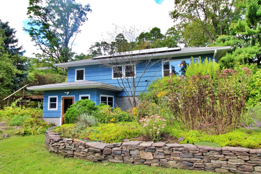 Unit for sale at 703 Dorset, South Burlington, VT 05403