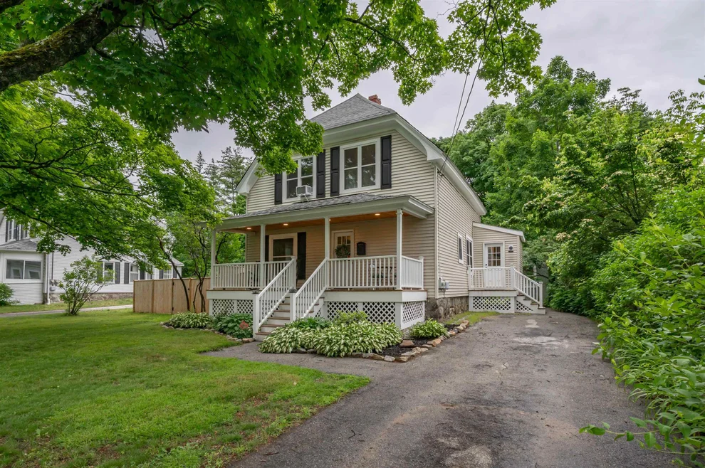 Unit for sale at 24 Fairview, Derry, NH 03038