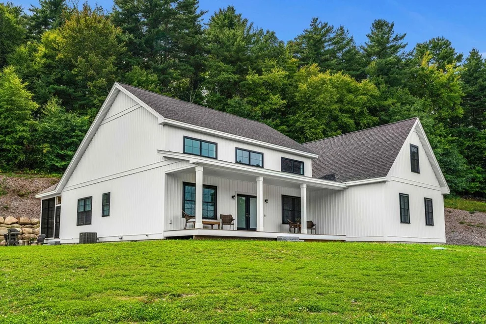 Unit for sale at 40 Christian Hill, Amherst, NH 03031