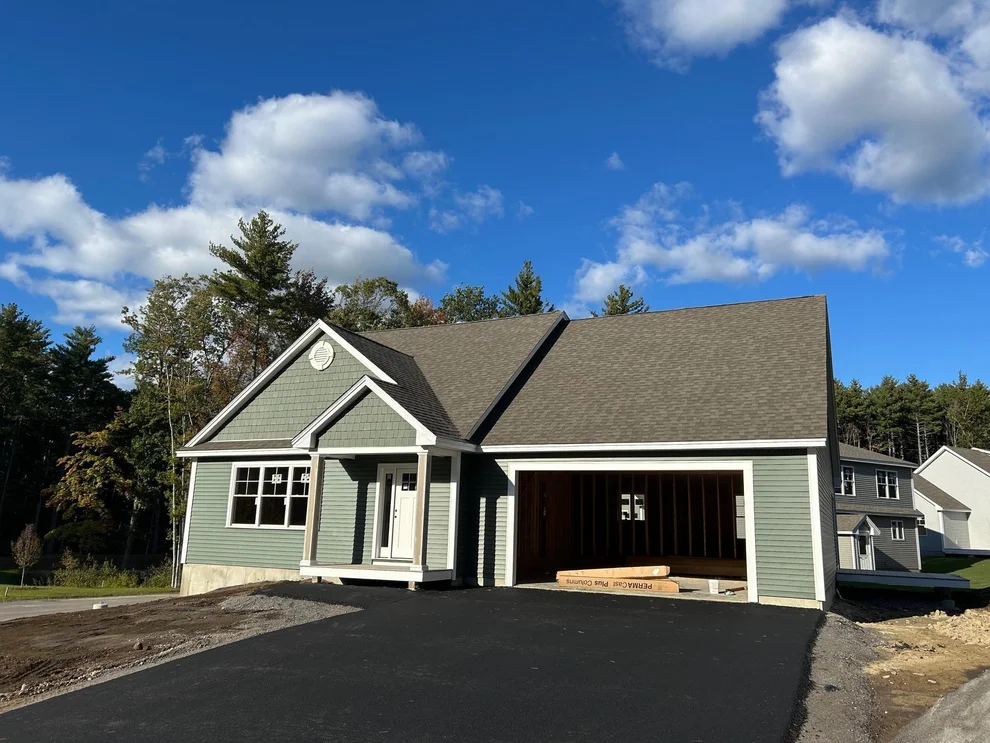 Unit for sale at 16 Juliana, Nashua, NH 03064