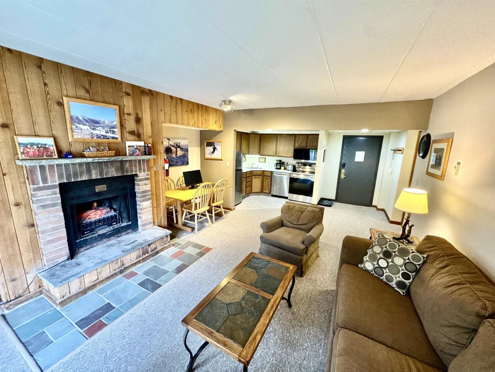Unit for sale at 135 East Mountain, Killington, VT 05751