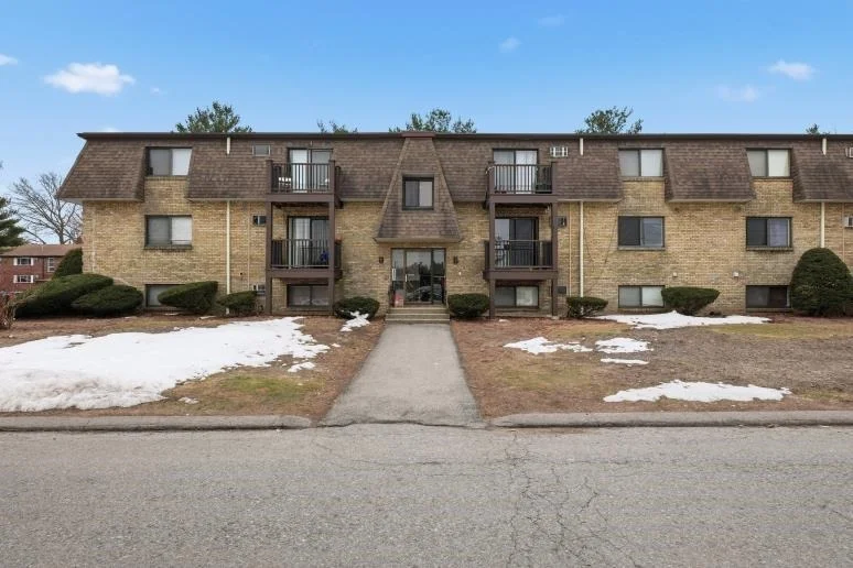 Unit for sale at 14 Tiffany, Salem, NH 03079