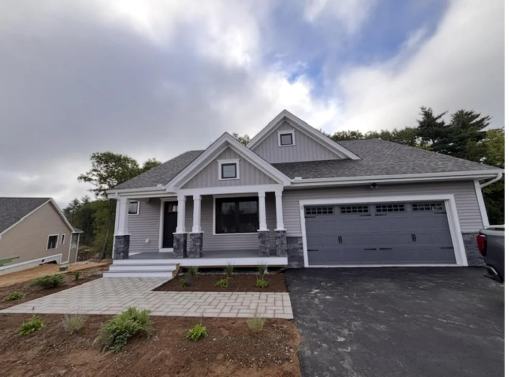 Unit for sale at 8 Byrne, Brentwood, NH 03833