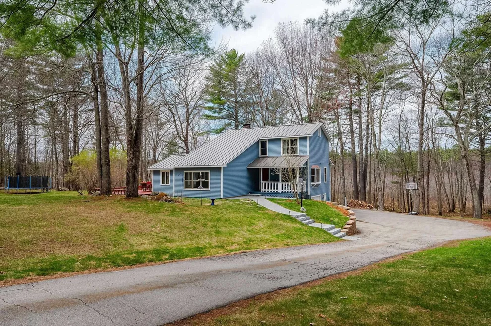 Unit for sale at 43 Moharimet, Madbury, NH 03823
