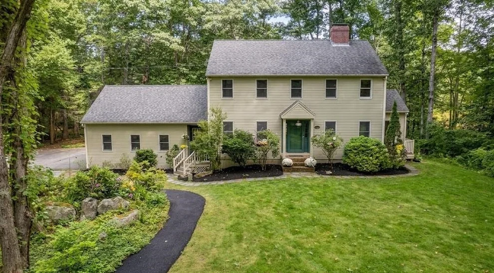 Unit for sale at 9 Millstream, Exeter, NH 03833