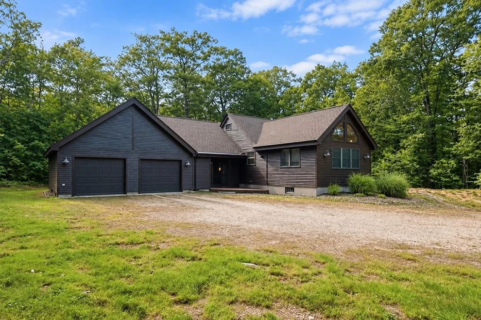 Unit for sale at 25 Avon Shores, Moultonborough, NH 03254