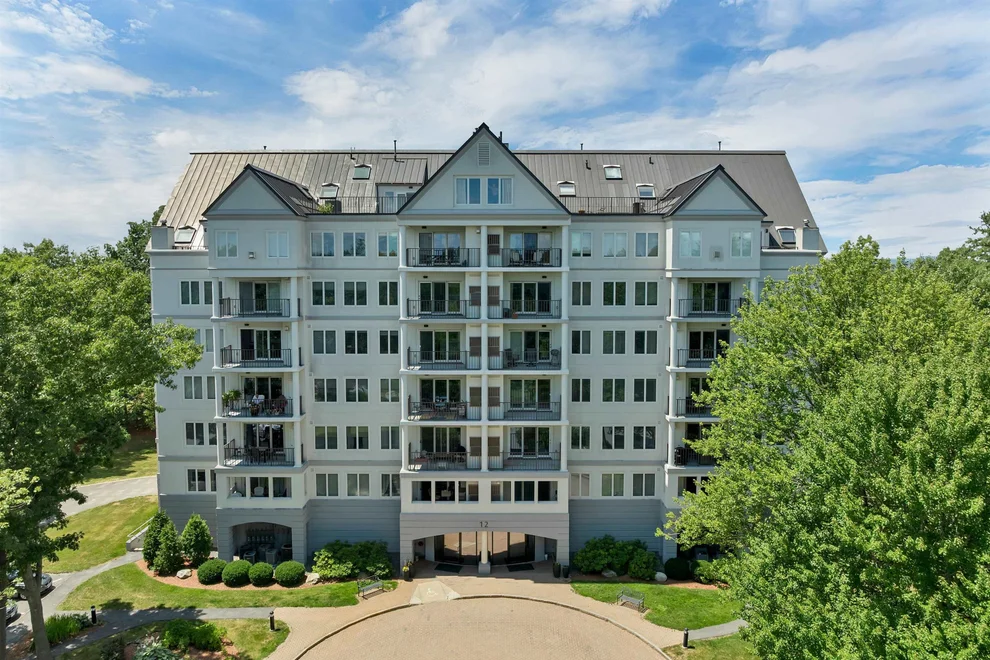 Unit for sale at 12 Mt. Laurels, Nashua, NH 03062