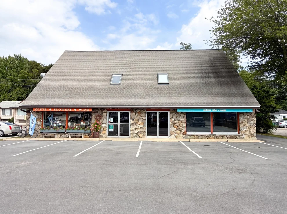 Unit for sale at 819 Lafayette, Hampton, NH 03842