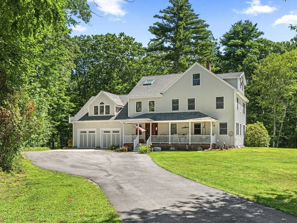 Unit for sale at 251 Wadleigh Falls, Lee, NH 03861