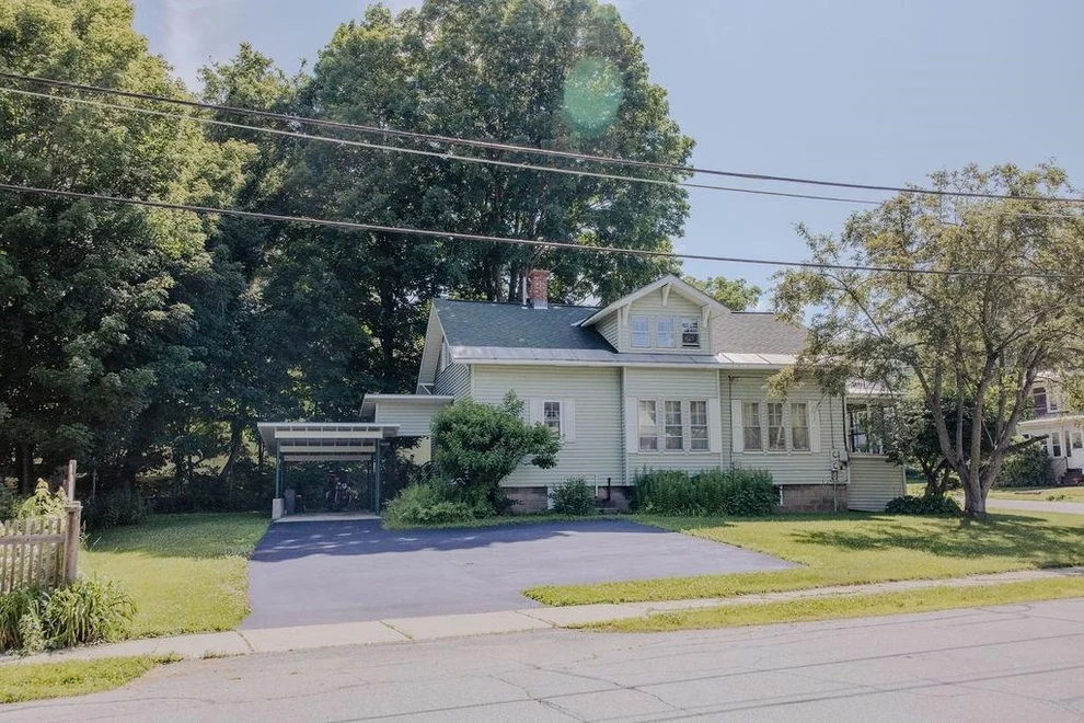 Unit for sale at 252 Church, Keene, NH 03431