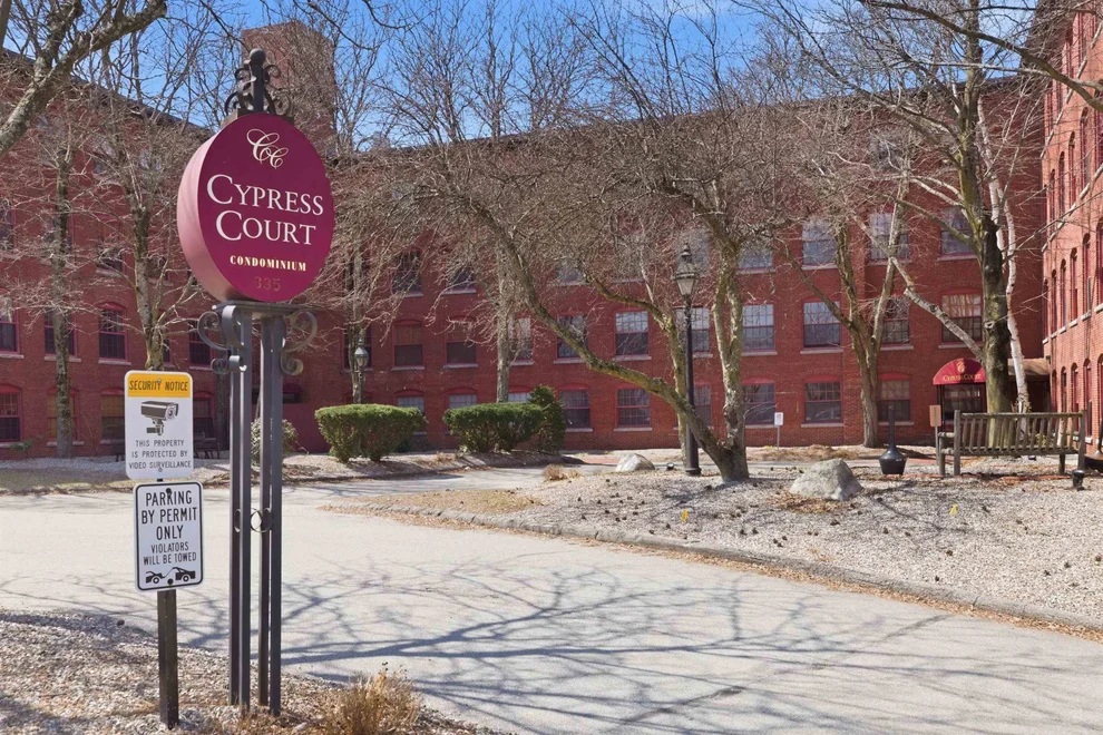Unit for sale at 335 Cypress, Manchester, NH 03103