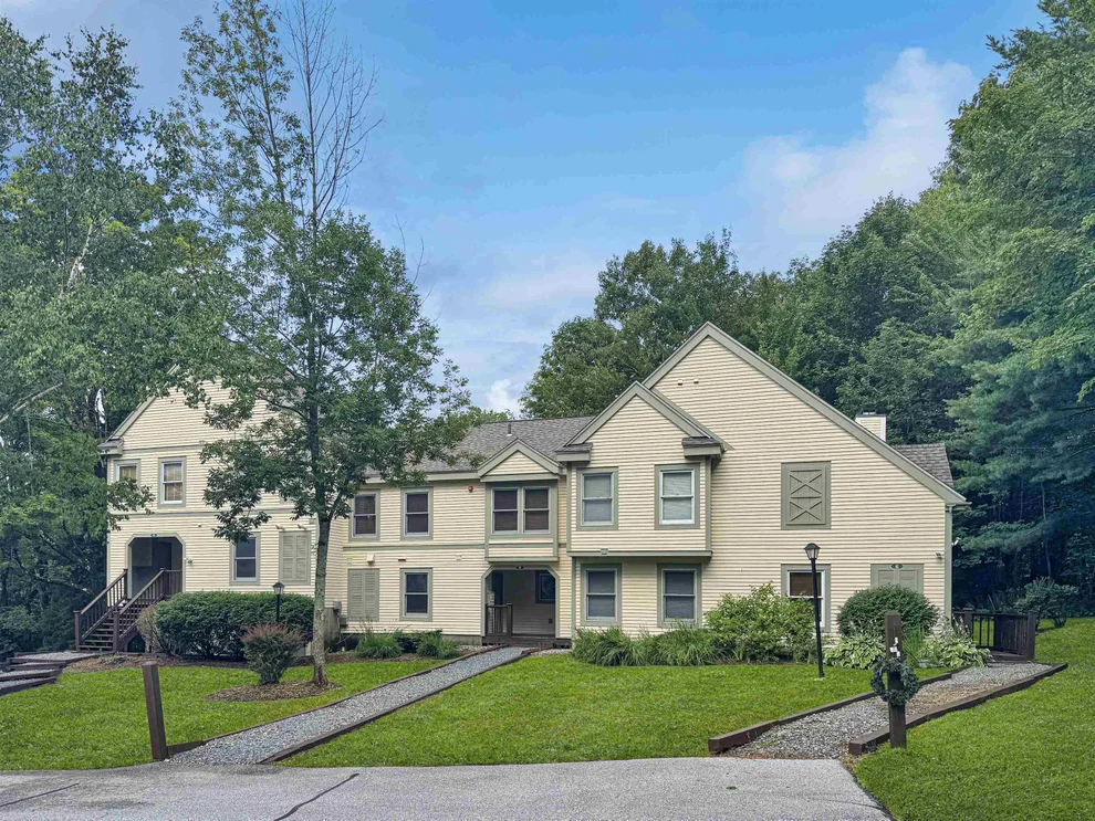 Unit for sale at 4B Newfane, Dover, VT 05356