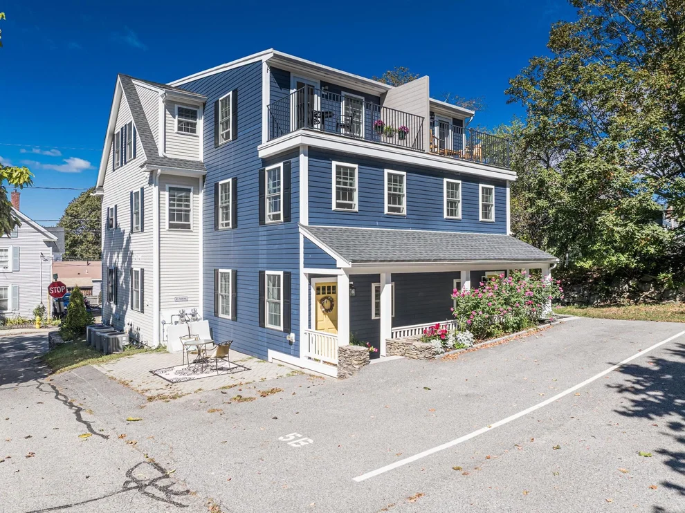 Unit for sale at 5 Pleasant, Kittery, ME 03904
