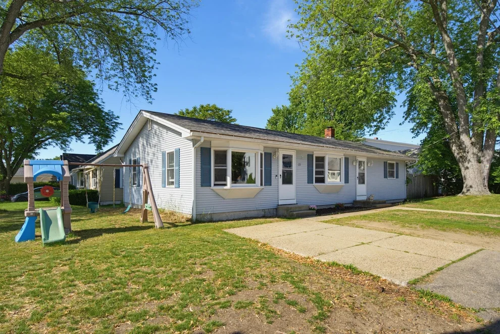 Unit for sale at 25 Crowley, Manchester, NH 03103