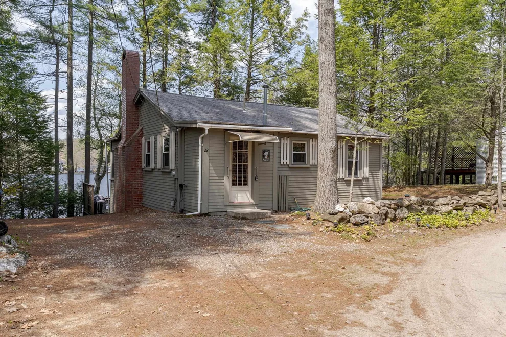 Unit for sale at 22 Pine, Nottingham, NH 03290
