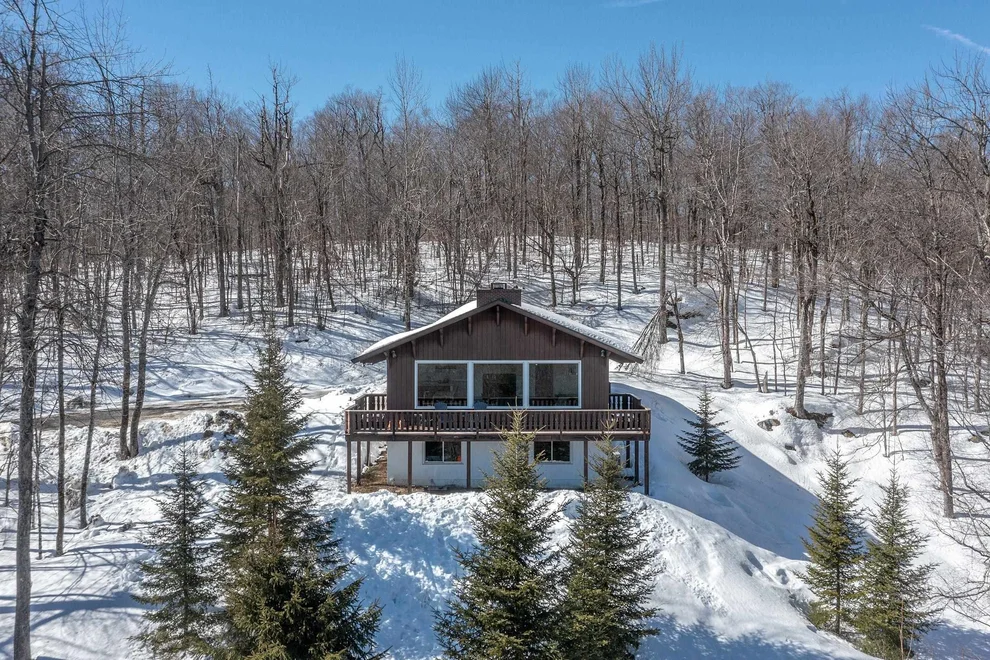 Unit for sale at 30 Upper Woods and Water, Winhall, VT 05340