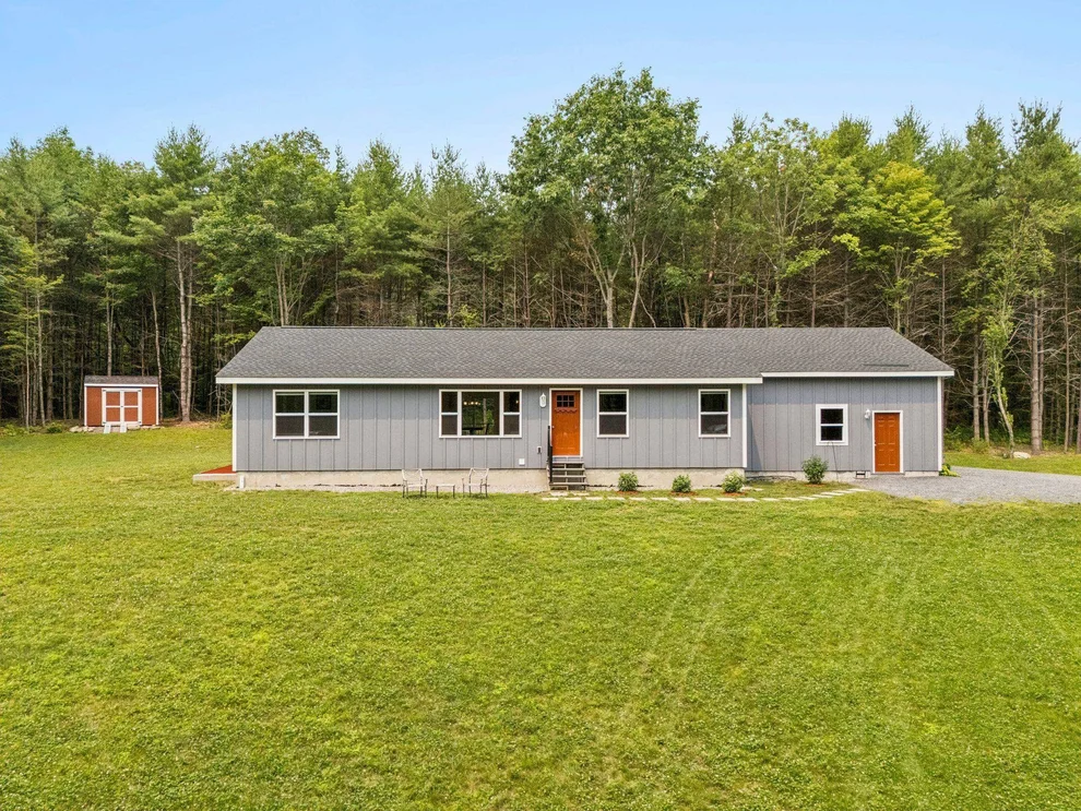 Unit for sale at 41 Huntoon Brick Farm, Unity, NH 03773