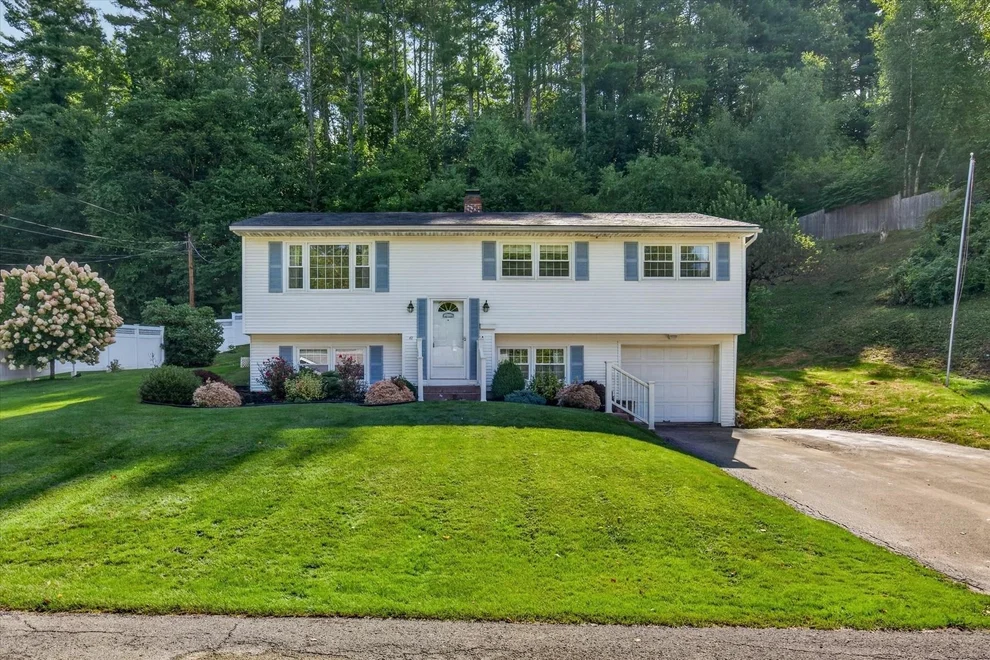 Unit for sale at 47 Chatterton, Proctor, VT 05765