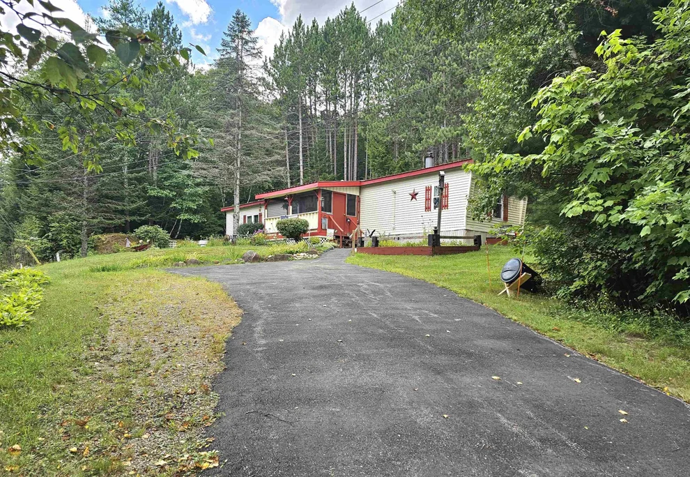 Unit for sale at 228 Daniel Webster, Woodstock, NH 03262