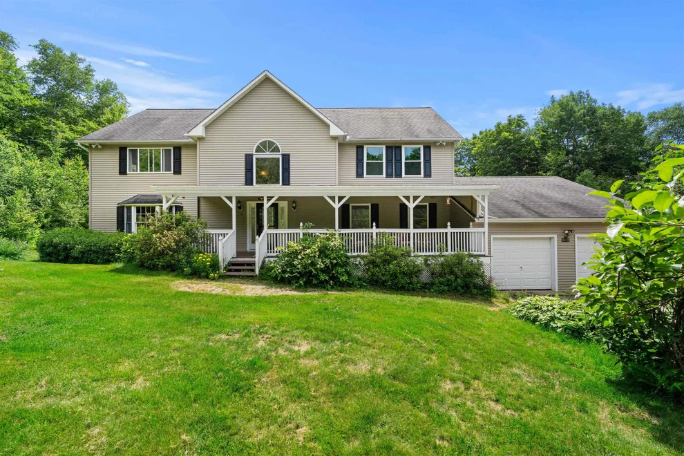 Unit for sale at 185 Lower Doetown, Rumney, NH 03266