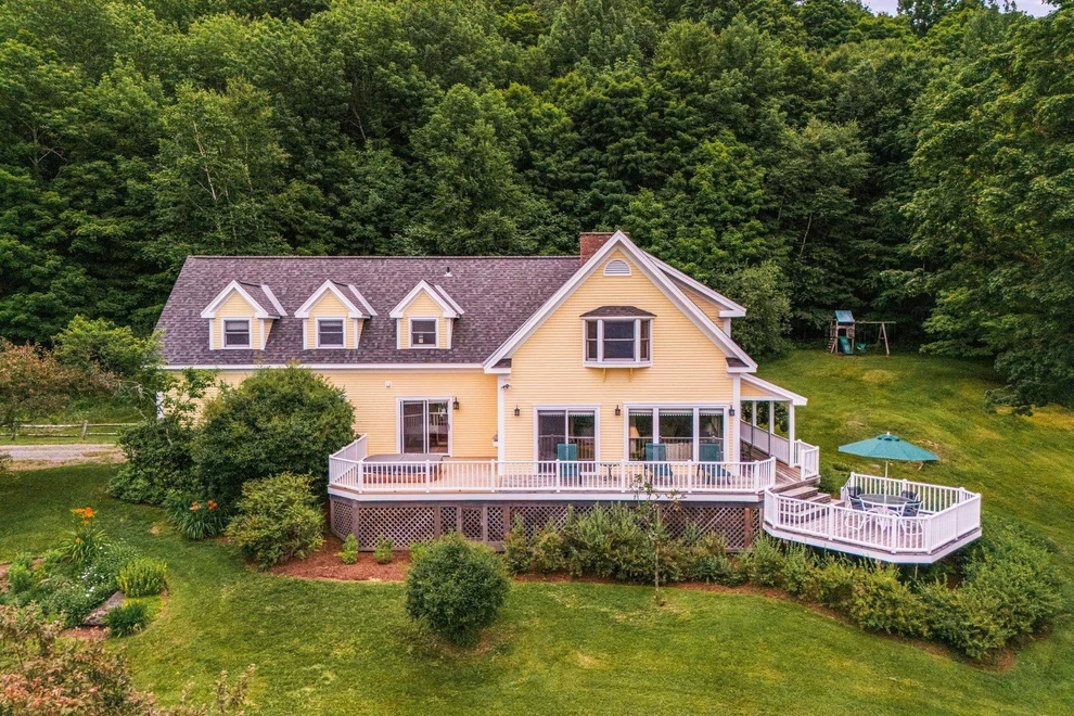 Unit for sale at 600 Taber Ridge, Stowe, VT 05672