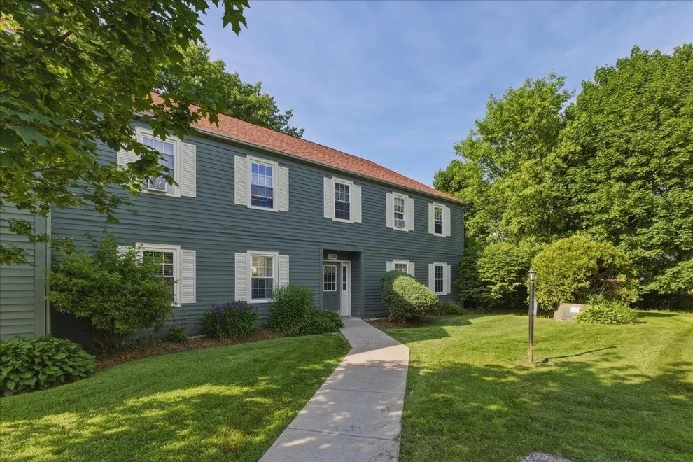 Unit for sale at 37 Twin Oaks, South Burlington, VT 05403