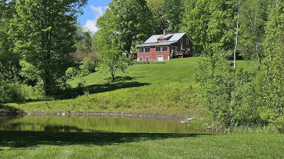 Unit for sale at 1610 North, Newbury, VT 05051