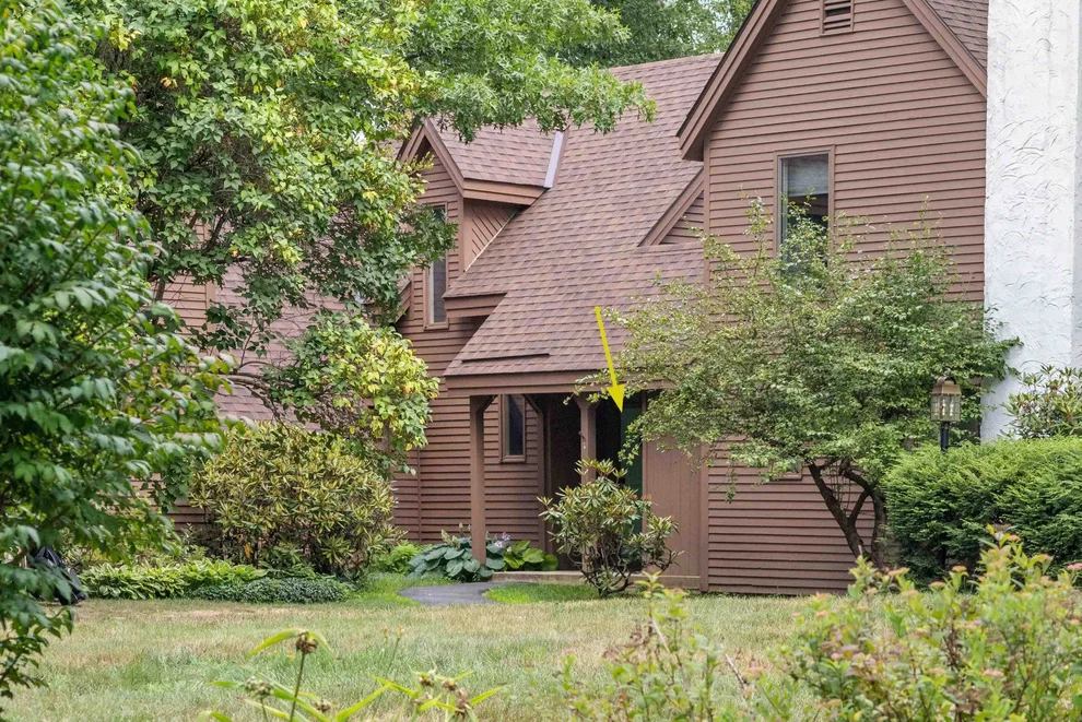 Unit for sale at 807 Murphy's, Hartford, VT 05059