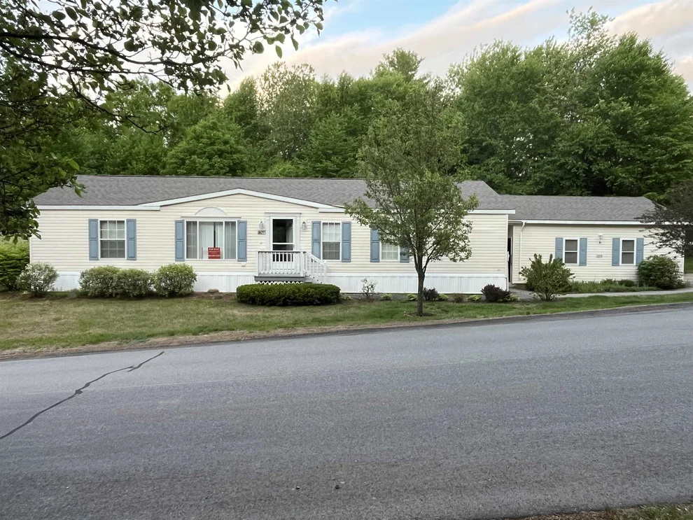 Unit for sale at 500 Darby, Belmont, NH 03220