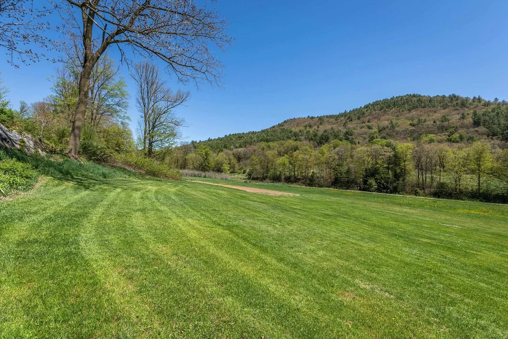 Unit for sale at 000 Green Mountain, Chester, VT 05143