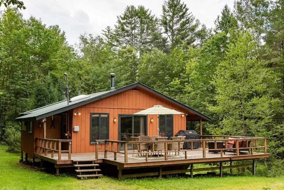 Unit for sale at 292 Tallwood, Londonderry, VT 05155